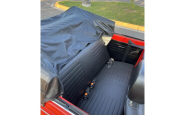 Volkswagen-Beetle-1978-Red-Black-32