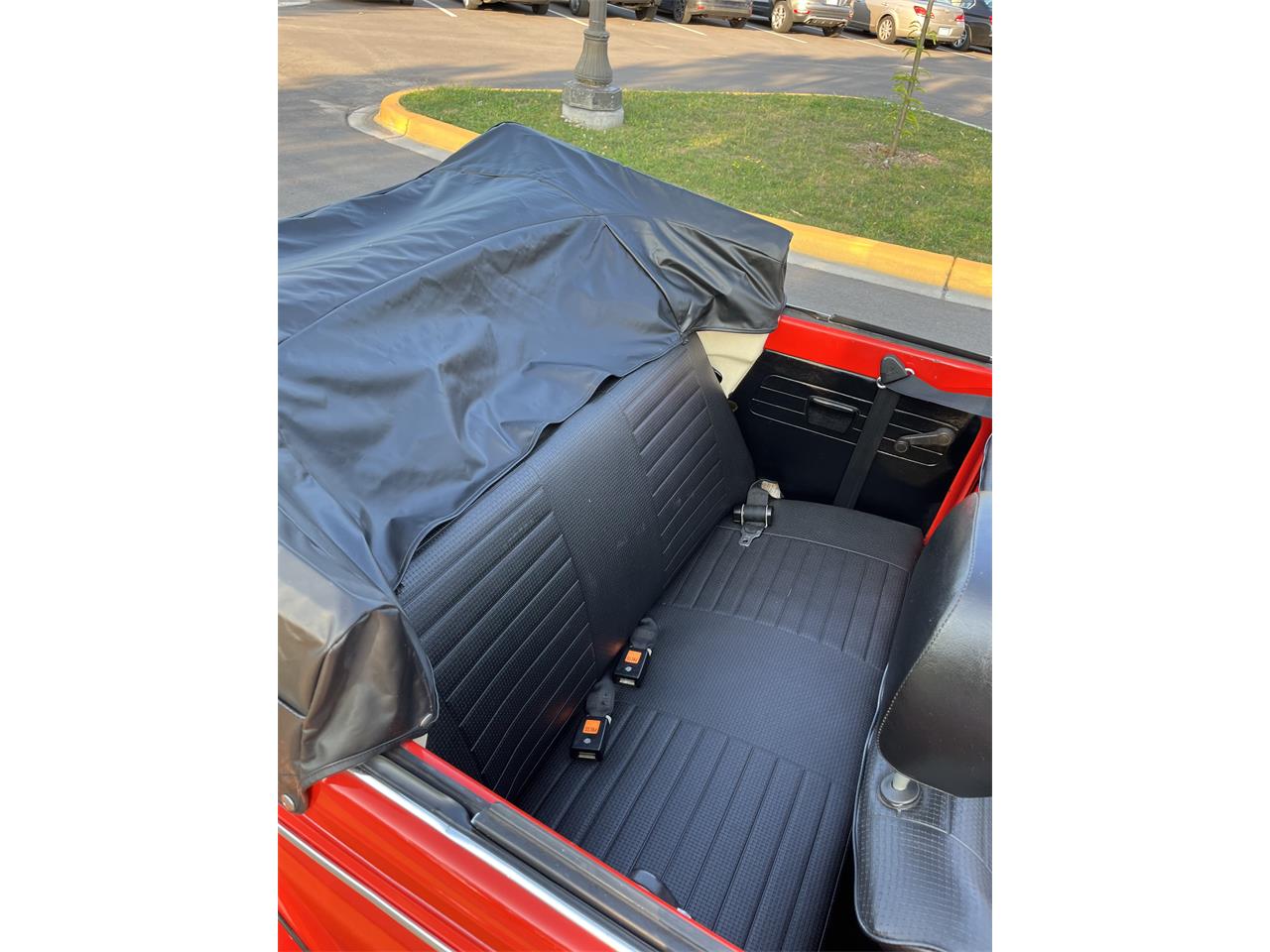 Volkswagen-Beetle-1978-Red-Black-32