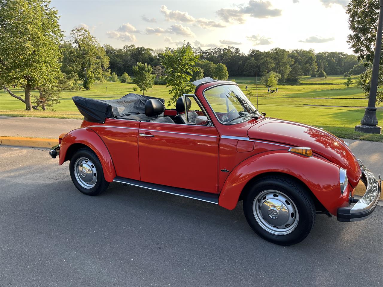 Volkswagen-Beetle-1978-Red-Black-8