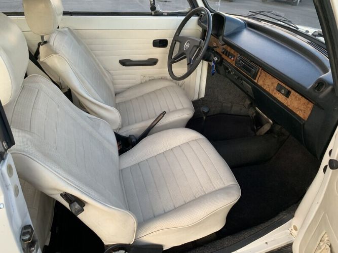 Volkswagen-Beetle-1978-White-White-1