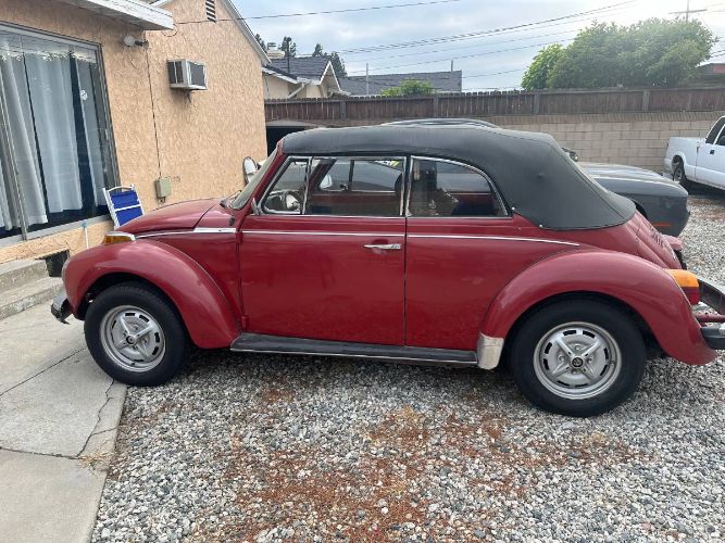 Volkswagen-Beetle-1979-Red-8