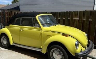 Volkswagen-Beetle-1979-Yellow-White-1