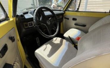 Volkswagen-Beetle-1979-Yellow-White-3