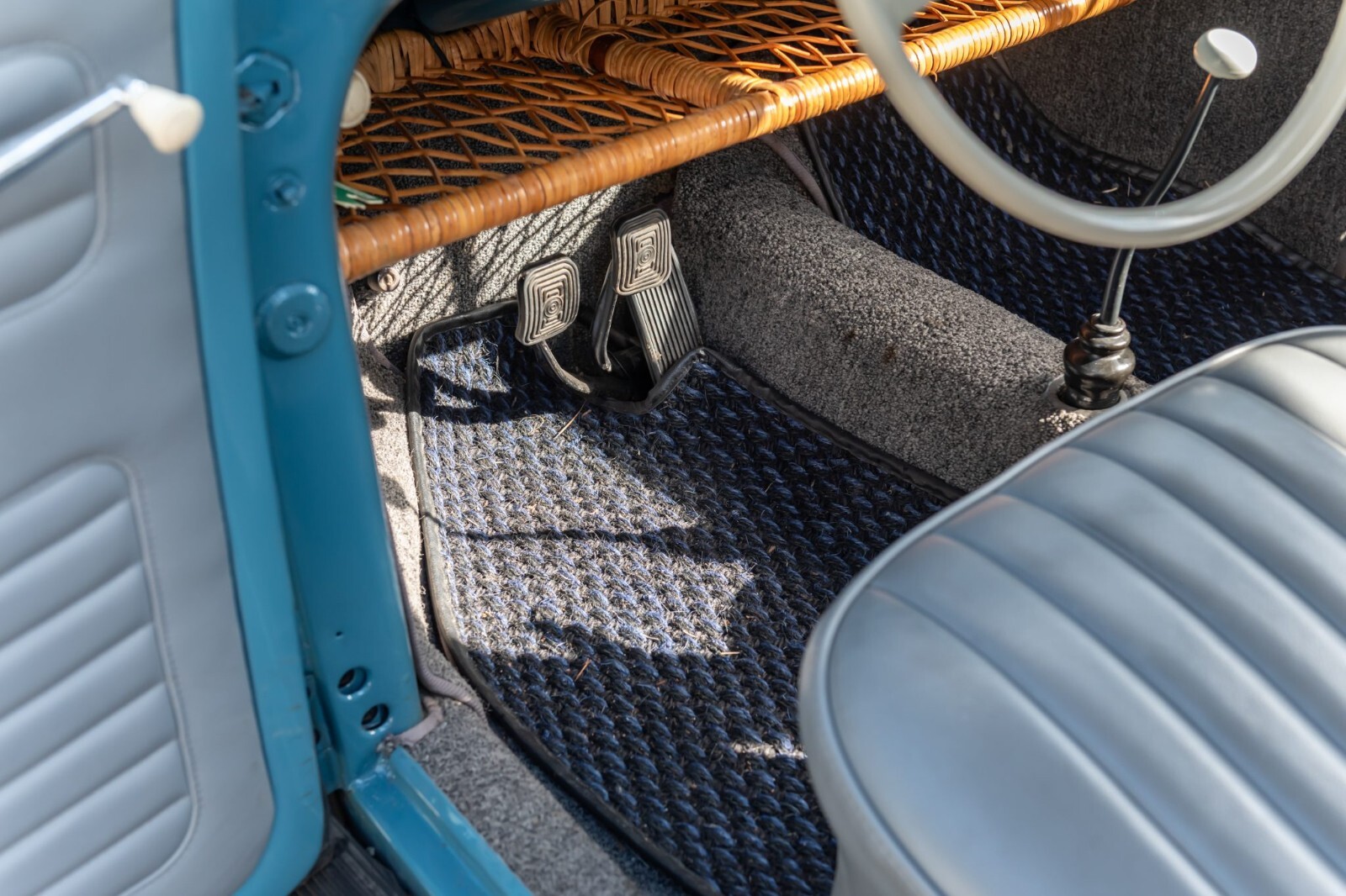 Volkswagen-Beetle-Classic-1958-Coupe-25