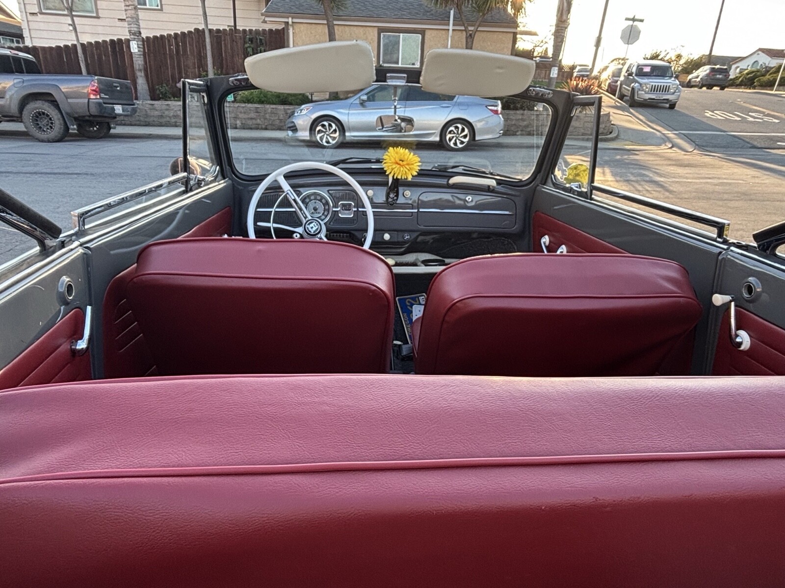 Volkswagen-Beetle-Classic-1962-Convertible-3