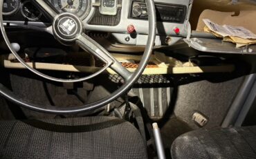 Volkswagen-Beetle-Classic-1966-Sedan-13