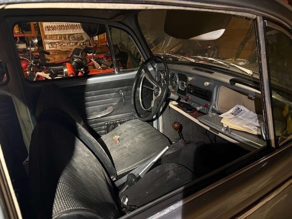 Volkswagen-Beetle-Classic-1966-Sedan-3