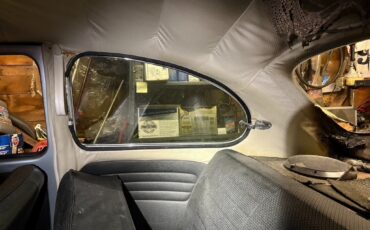 Volkswagen-Beetle-Classic-1966-Sedan-8