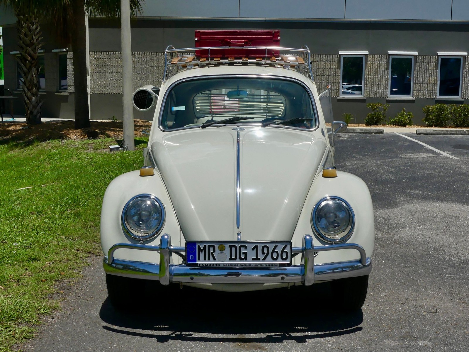 Volkswagen-Beetle-Classic-1966-Sedan-8