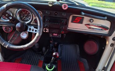 Volkswagen-Beetle-Classic-1969-Sedan-3