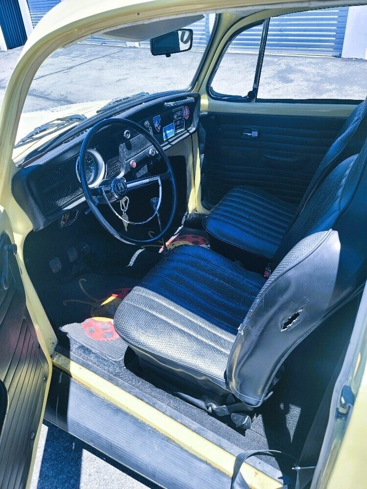 Volkswagen-Beetle-Classic-1970-Sedan-6