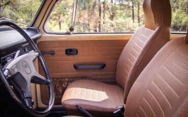 Volkswagen-Beetle-Classic-1974-Coupe-31