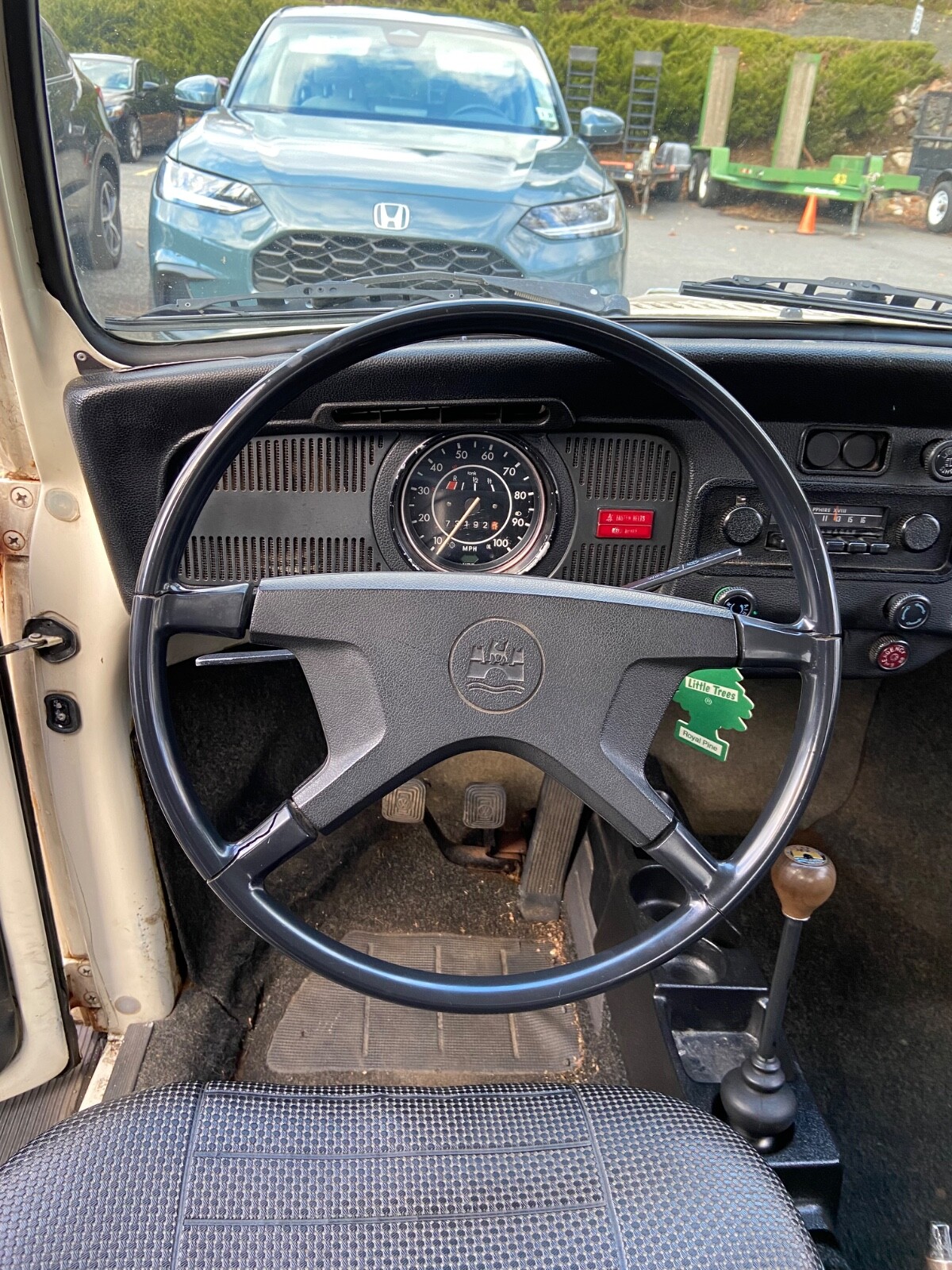 Volkswagen-Beetle-Classic-1974-Sedan-7