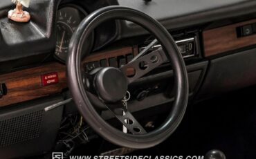 Volkswagen-Beetle-New-1975-Coupe-36