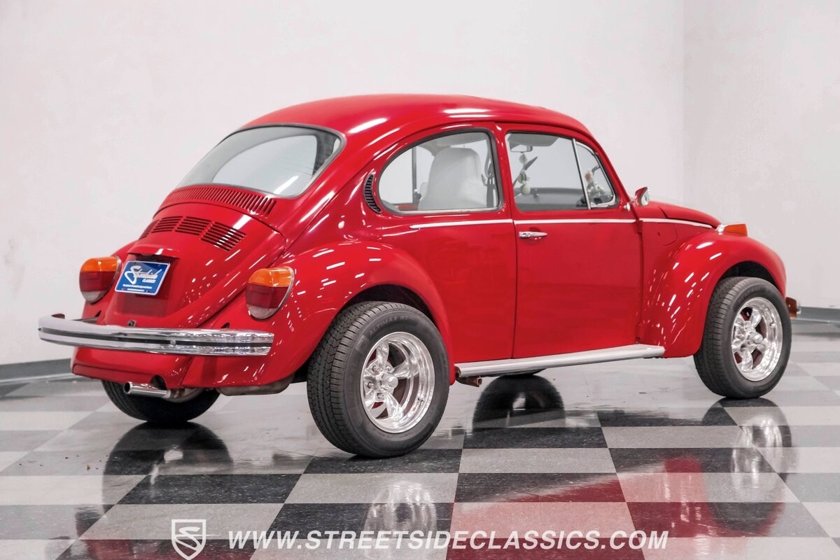 Volkswagen-Beetle-New-1975-Coupe-9