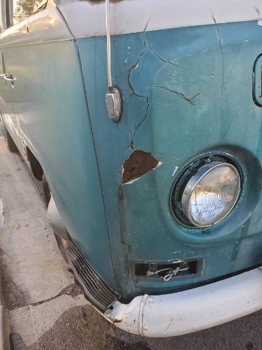 Volkswagen-Bus-1969-1