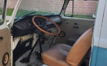Volkswagen-Bus-1969-5