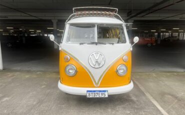 Volkswagen-Bus-1972-YellowWhite-White-2