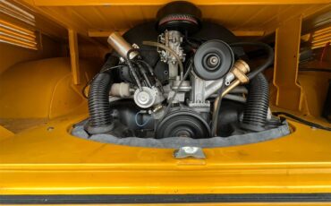 Volkswagen-Bus-1972-YellowWhite-White-7