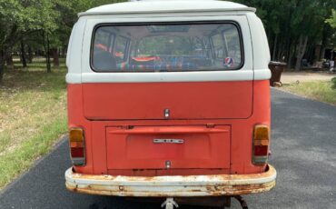 Volkswagen-Bus-1973-red-5
