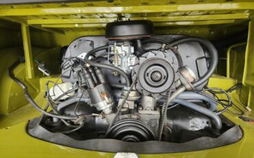 Volkswagen-Bus-1975-GreenBlack-Plaid-17