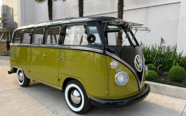 Volkswagen-Bus-1975-GreenBlack-Plaid-19