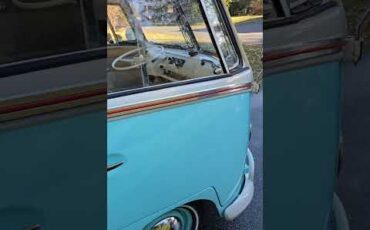 Volkswagen-Bus-1975-Turquoise-amp-White-Tan