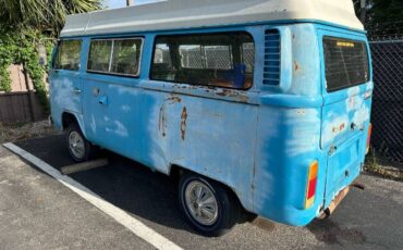 Volkswagen-Bus-1977-Blue-13