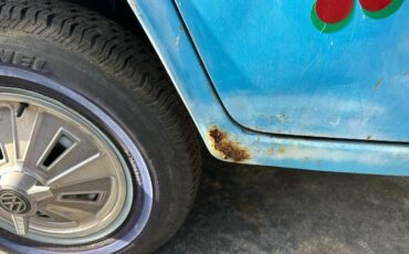 Volkswagen-Bus-1977-Blue-4