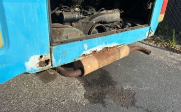 Volkswagen-Bus-1977-Blue-7