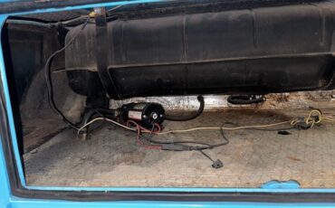 Volkswagen-Bus-1977-Blue-White-Gray-3
