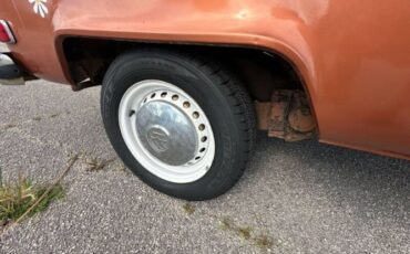 Volkswagen-Bus-1977-Cinnamon-Gray-18