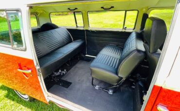 Volkswagen-Bus-1977-Two-Tone-RedWhite-11
