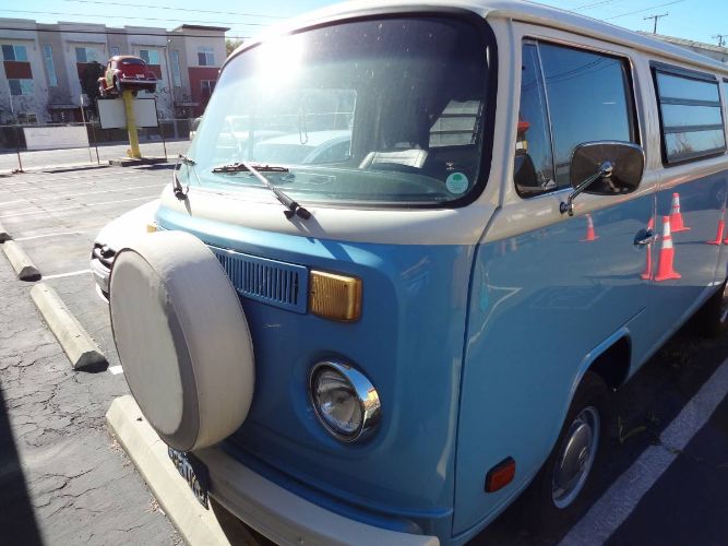 Volkswagen-Bus-1978-Blue-6