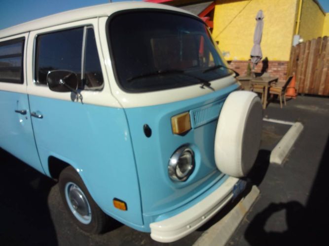 Volkswagen-Bus-1978-Blue-7