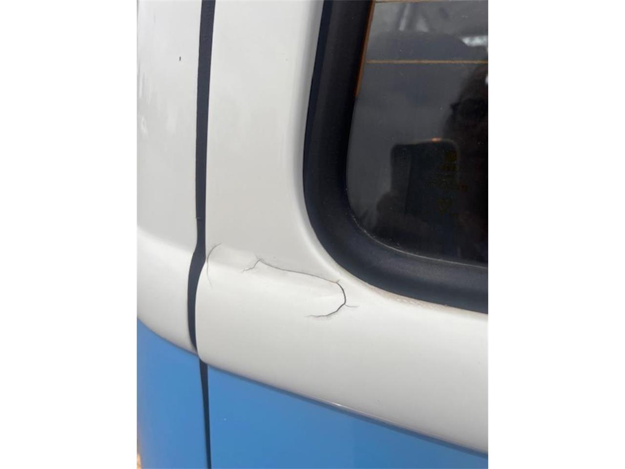 Volkswagen-Bus-1978-Blue-White-11