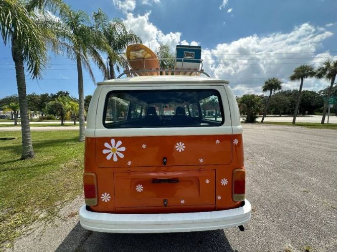 Volkswagen-Bus-1978-Orange-Tan-10