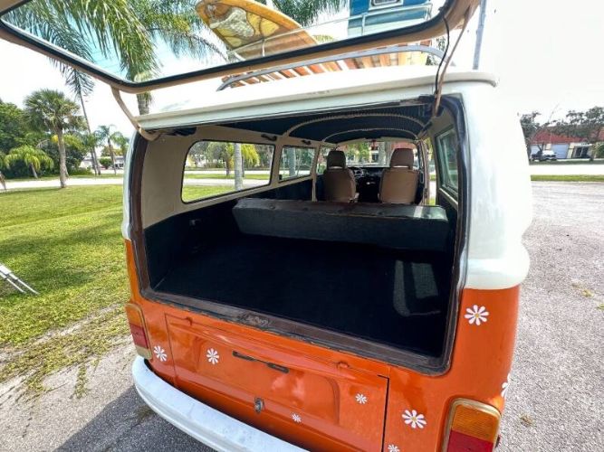 Volkswagen-Bus-1978-Orange-Tan-14