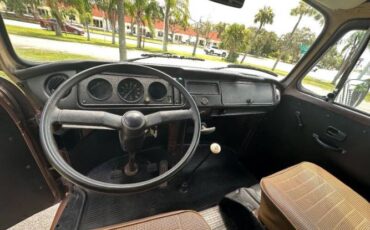 Volkswagen-Bus-1978-Orange-Tan-16