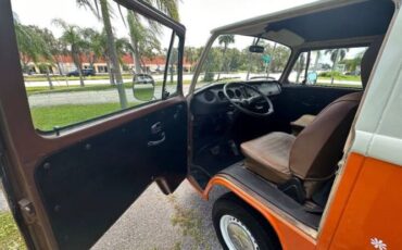 Volkswagen-Bus-1978-Orange-Tan-2