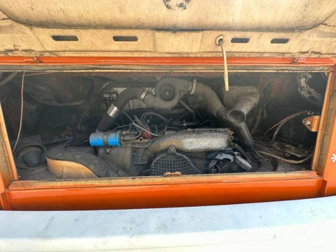 Volkswagen-Bus-1978-Orange-Tan-3