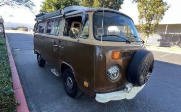 Volkswagen-Bus-1979-10