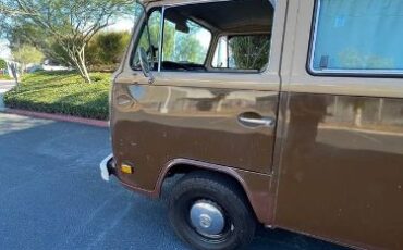 Volkswagen-Bus-1979-13