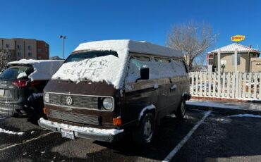 Volkswagen-Bus-1984-2