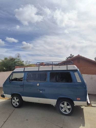 Volkswagen-Bus-1984-2