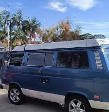 Volkswagen-Bus-1984-20
