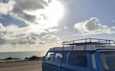 Volkswagen-Bus-1984-22