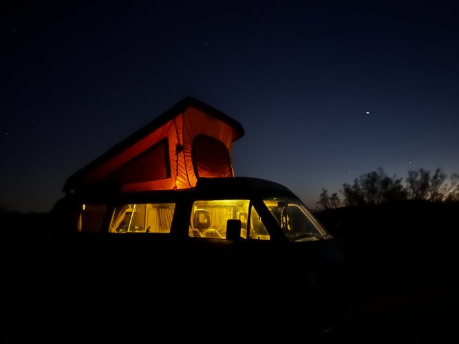 Volkswagen-Bus-1984-3