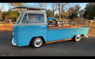 Volkswagen-Bus-1984-WHITEBLUE-Brown