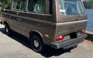 Volkswagen-Bus-1985-1